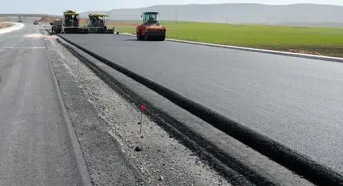 Bitumen and road construction